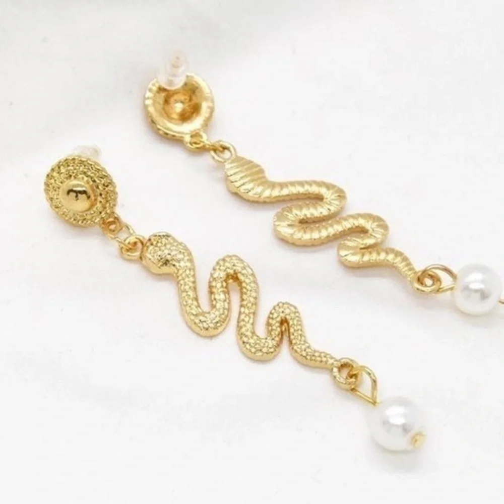 Pearl Snake Dangle Earrings – Boho Serpent Jewelry, Vintage Gothic Drop Earrings
